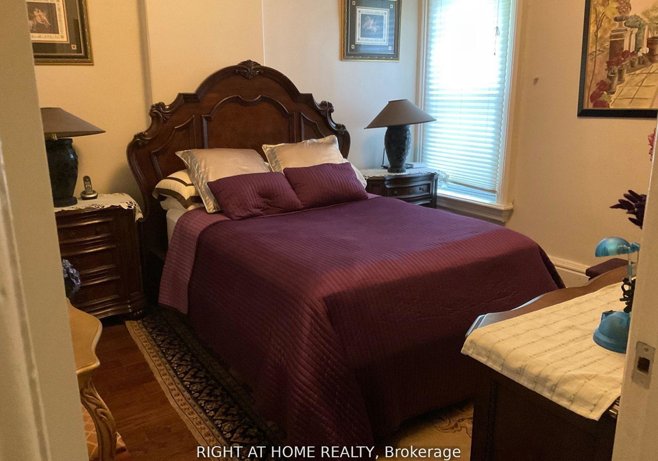 223-beverley-street-toronto-toronto-ontario-c13488584