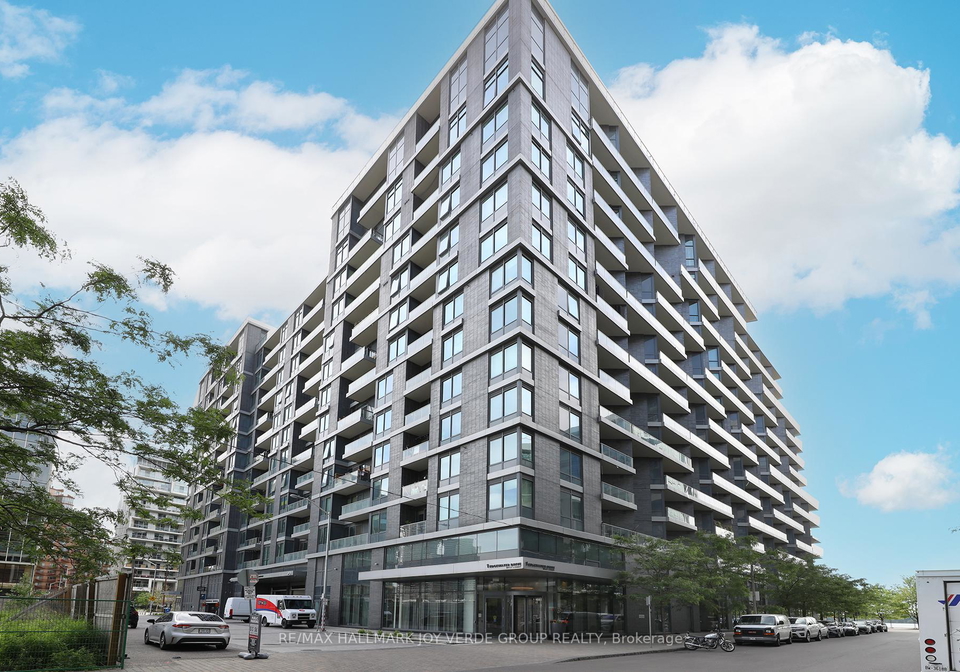 1-edgewater-drive-toronto-toronto-ontario-c13488866