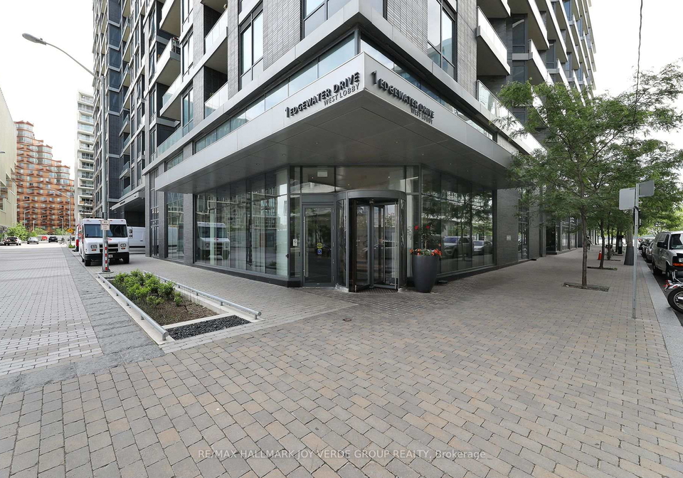 1-edgewater-drive-toronto-toronto-ontario-c13488866
