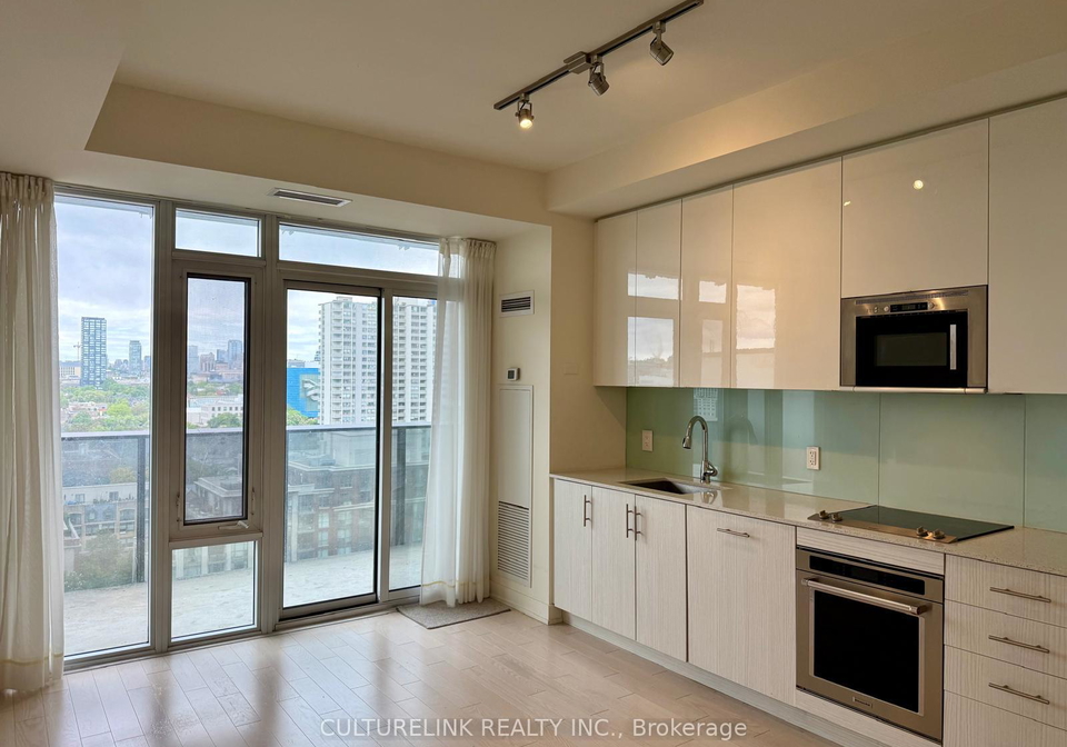 330-richmond-street-w-toronto-toronto-ontario-c13489172