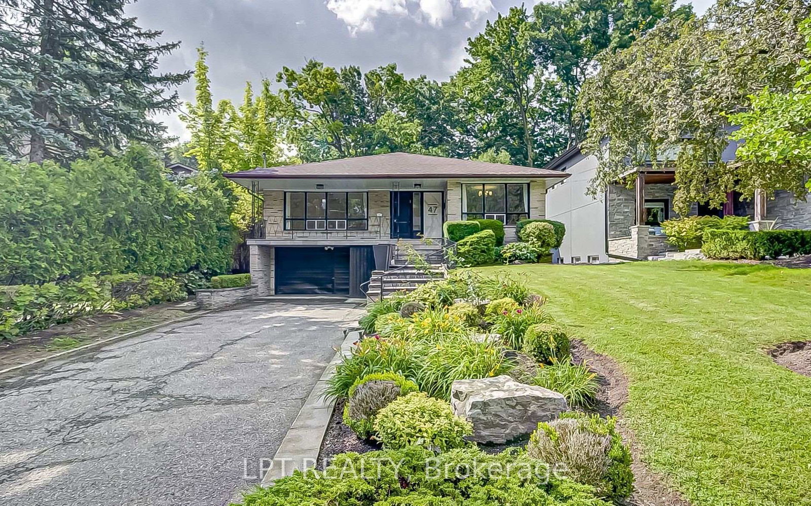 47-waterloo-avenue-toronto-toronto-ontario-c13489570