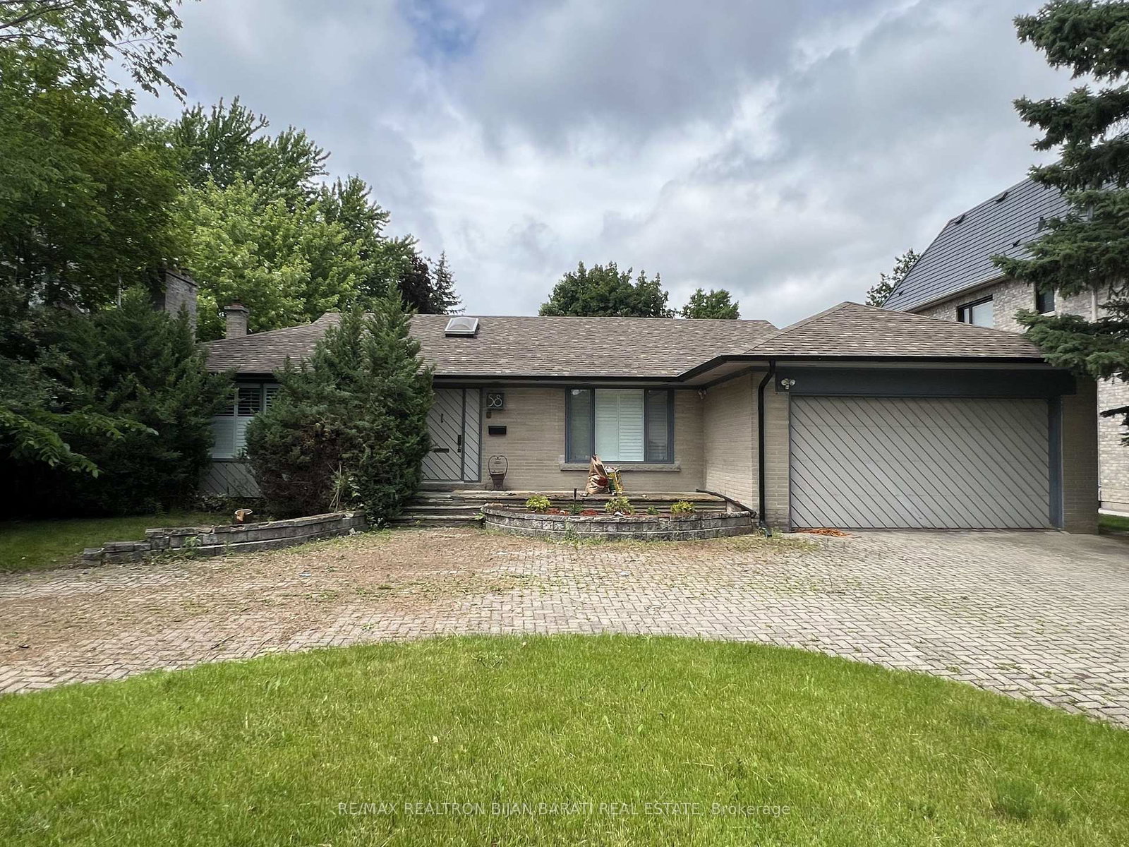 58-heathcote-avenue-toronto-north-york-ontario-c13489592