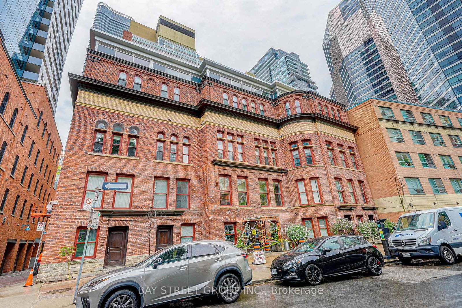 11-st-joseph-street-toronto-toronto-ontario-c13489662