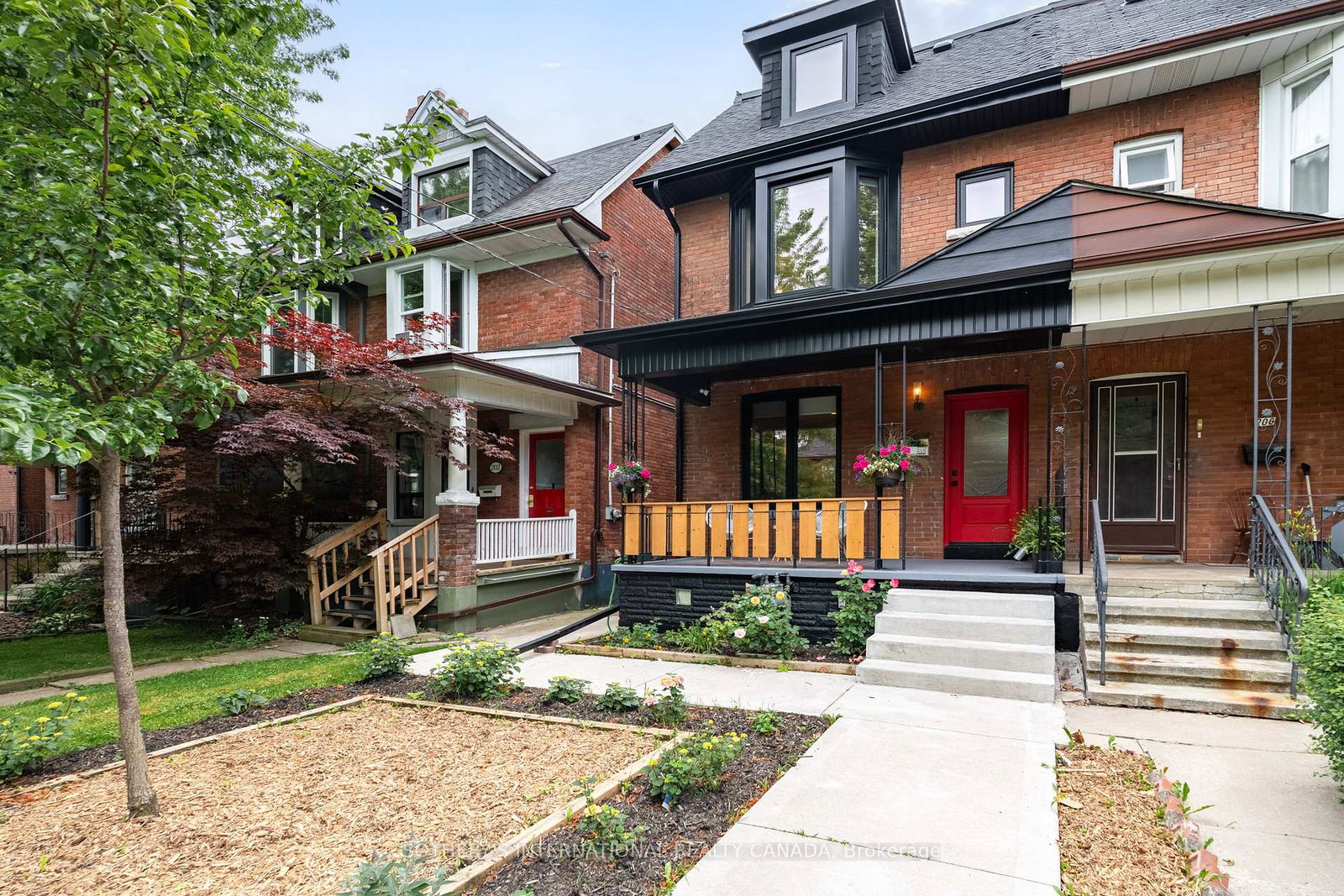 204-grace-street-toronto-toronto-ontario-c13489778