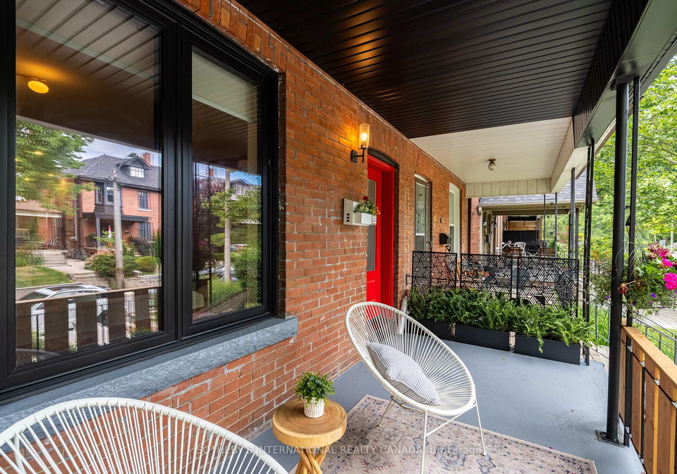 204-grace-street-toronto-toronto-ontario-c13489778
