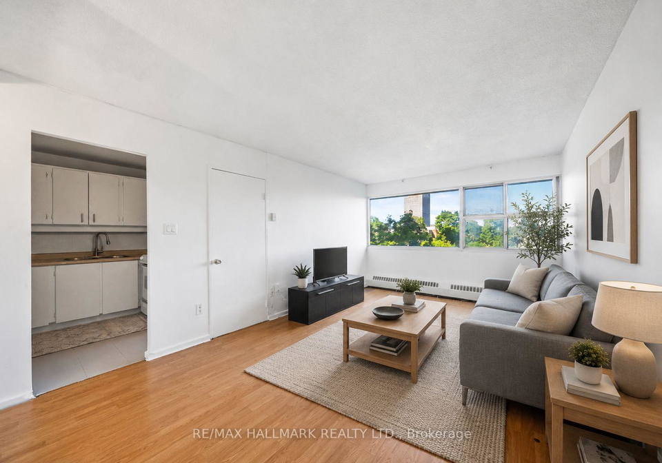 725-don-mills-road-toronto-east-york-ontario-c13489990