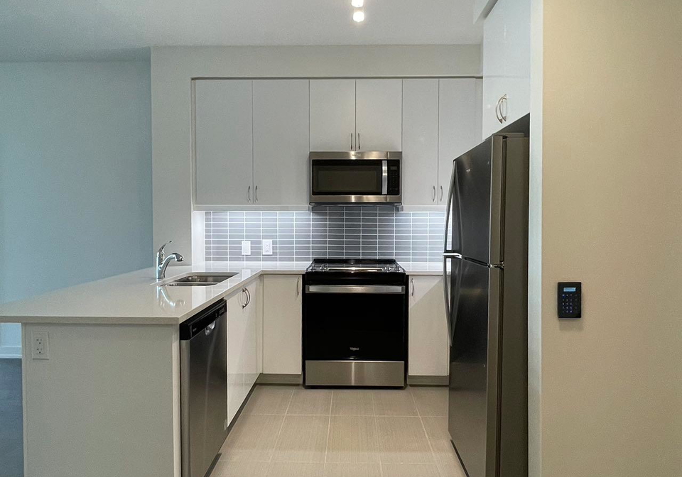 4955-yonge-street-toronto-north-york-ontario-c13490120