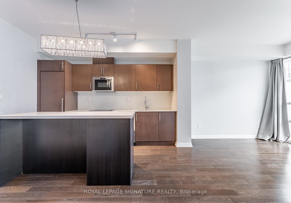 460-adelaide-street-e-toronto-toronto-ontario-c13490148