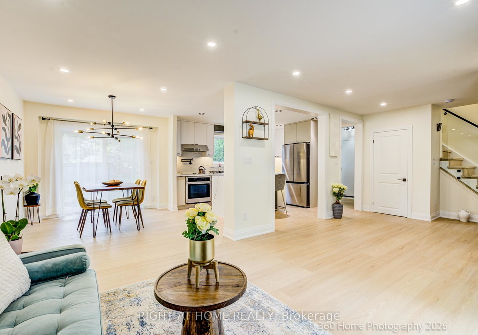 22-gleneagle-crescent-toronto-north-york-ontario-c13490208
