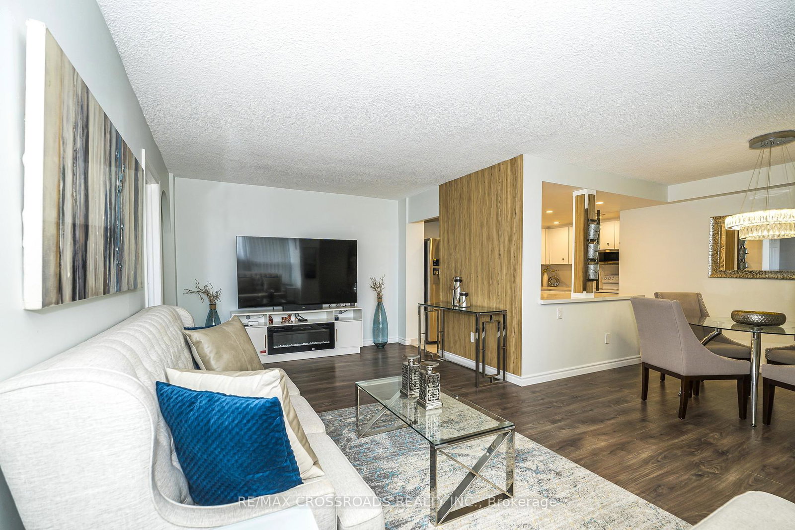 1900-sheppard-avenue-e-toronto-north-york-ontario-c13490244
