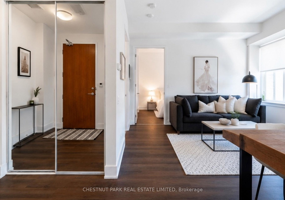 111-st-clair-avenue-w-toronto-toronto-ontario-c13490594