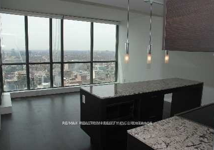 8-charlotte-street-toronto-toronto-ontario-c13490890