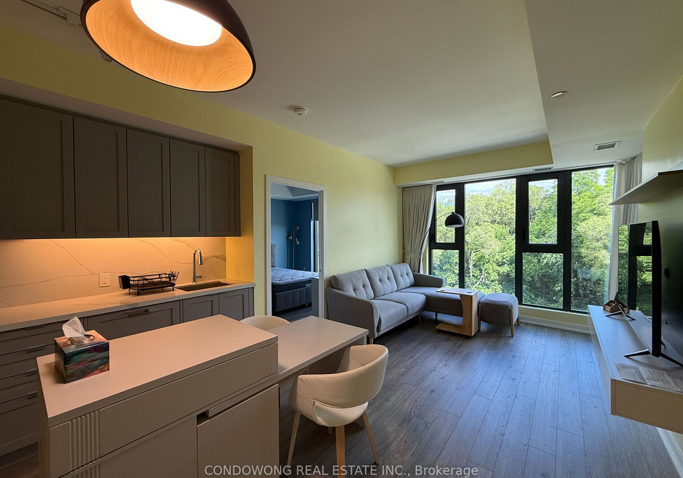 250-lawrence-avenue-w-toronto-toronto-ontario-c13490932