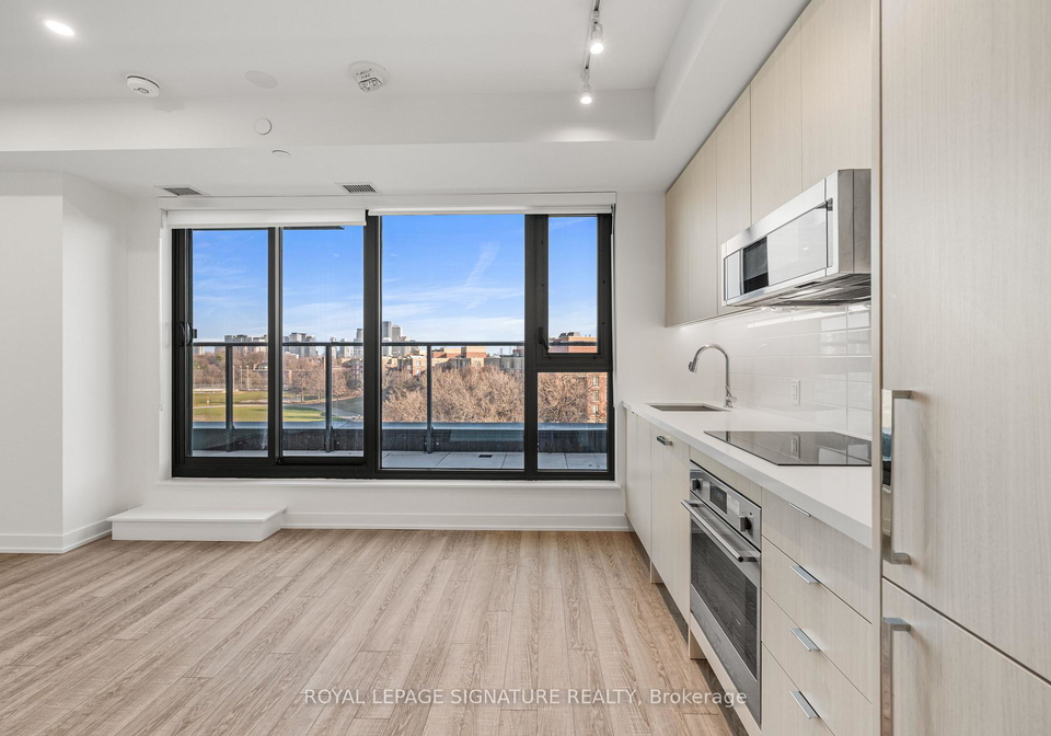 250-lawrence-avenue-w-toronto-toronto-ontario-c13491012