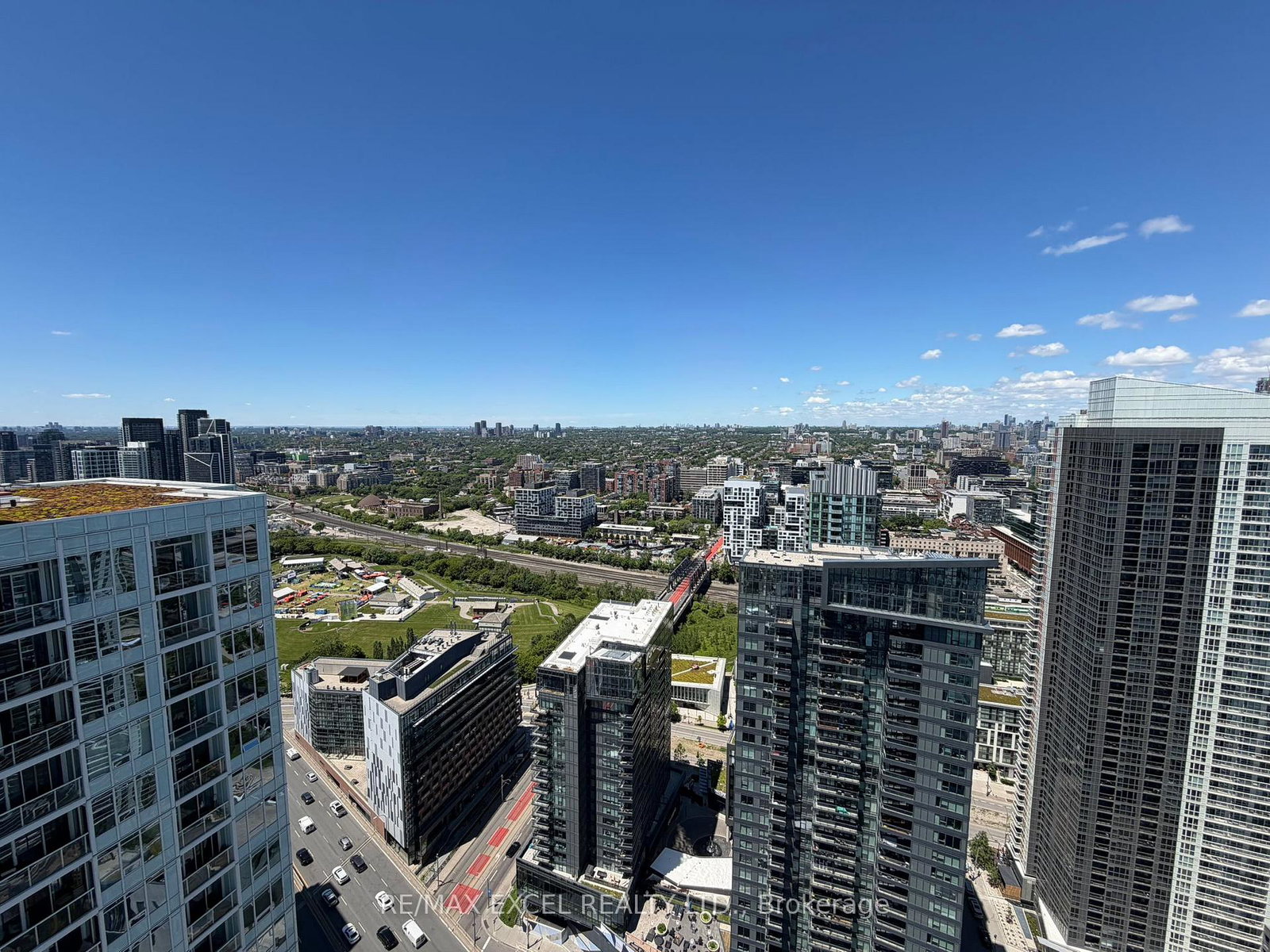 17-bathurst-street-toronto-toronto-ontario-c13491362