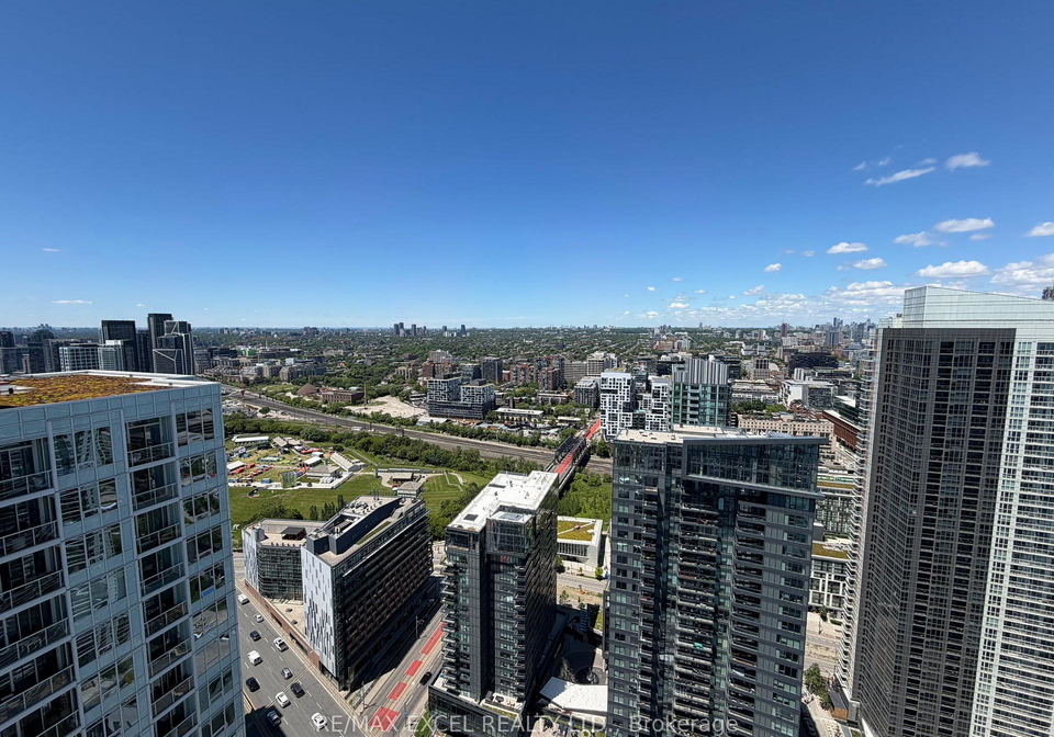 17-bathurst-street-toronto-toronto-ontario-c13491362