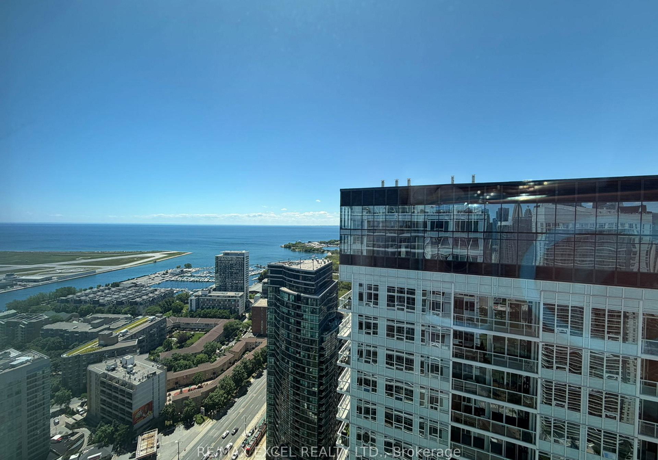 17-bathurst-street-toronto-toronto-ontario-c13491362