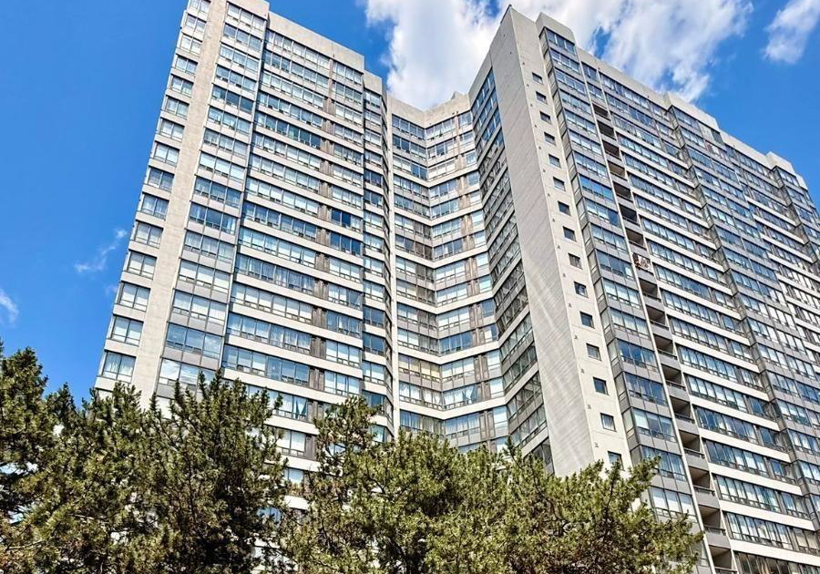 7-bishop-avenue-toronto-north-york-ontario-c13491874