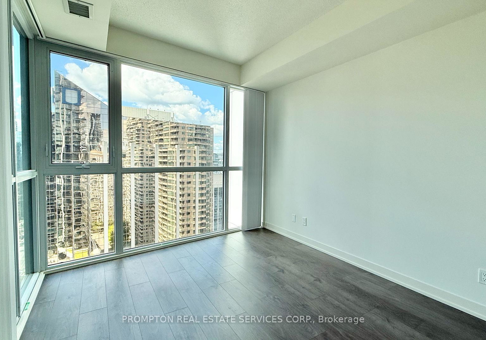 4955-yonge-street-toronto-north-york-ontario-c13491886