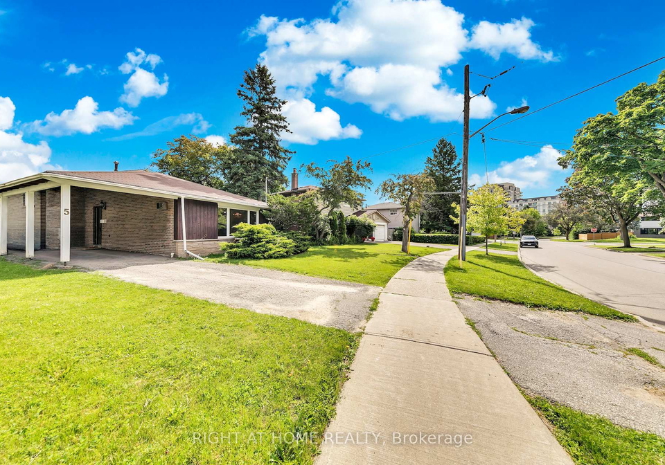 5-clareville-crescent-toronto-north-york-ontario-c13492138