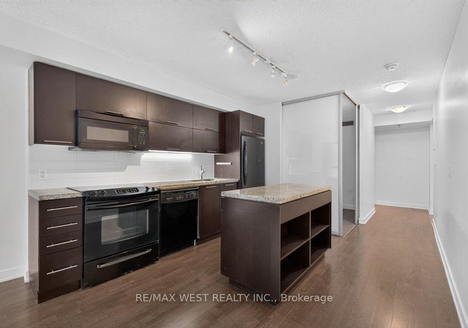 21-nelson-street-toronto-toronto-ontario-c13493046