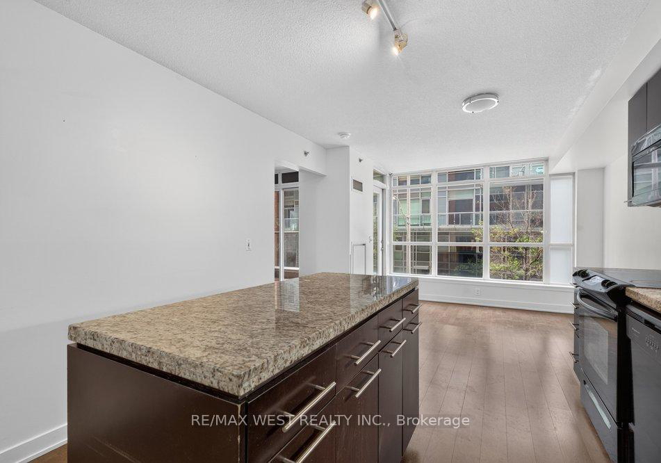 21-nelson-street-toronto-toronto-ontario-c13493046