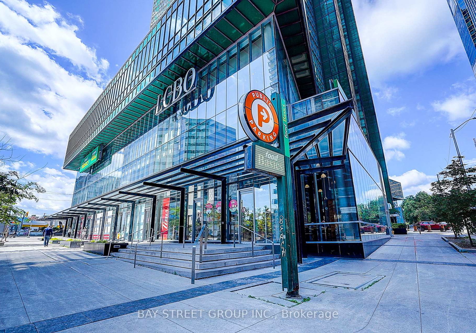 11-bogert-avenue-toronto-toronto-ontario-c13493096