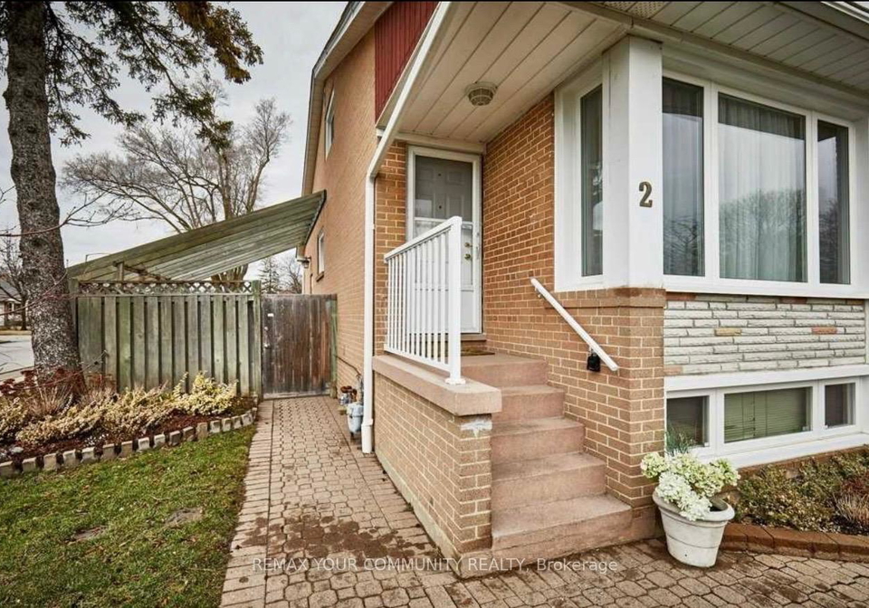 2-pinemore-crescent-toronto-north-york-ontario-c13493476