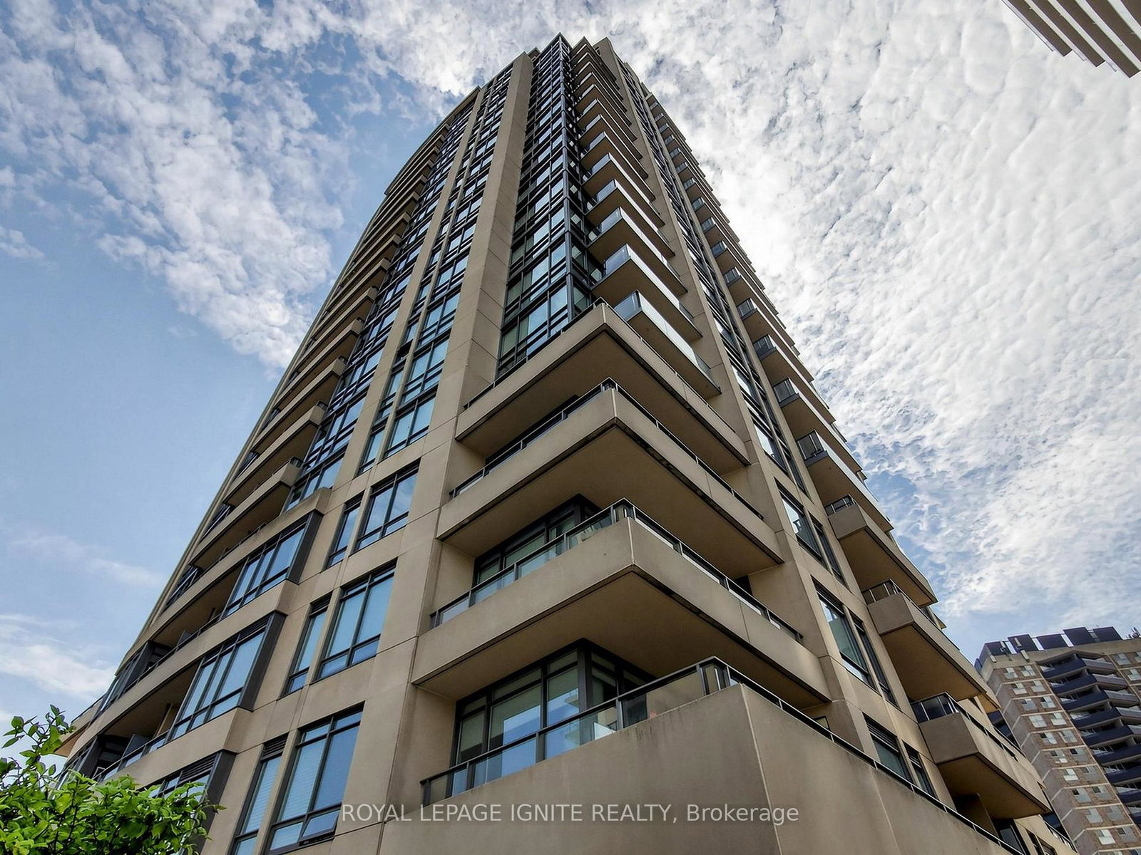 500-stclair-avenue-w-toronto-toronto-ontario-c13493704