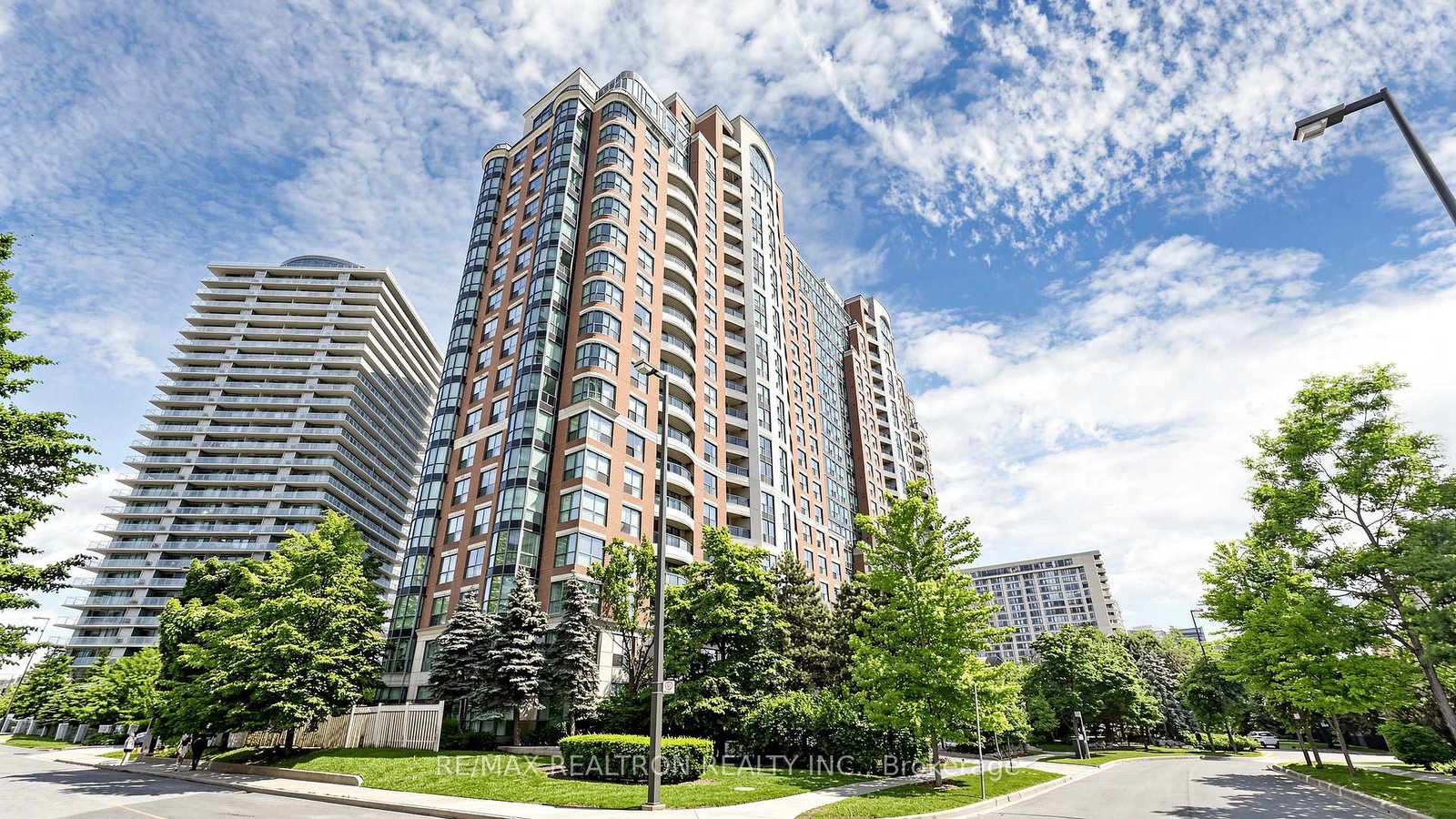 23-lorraine-drive-toronto-toronto-ontario-c13493928