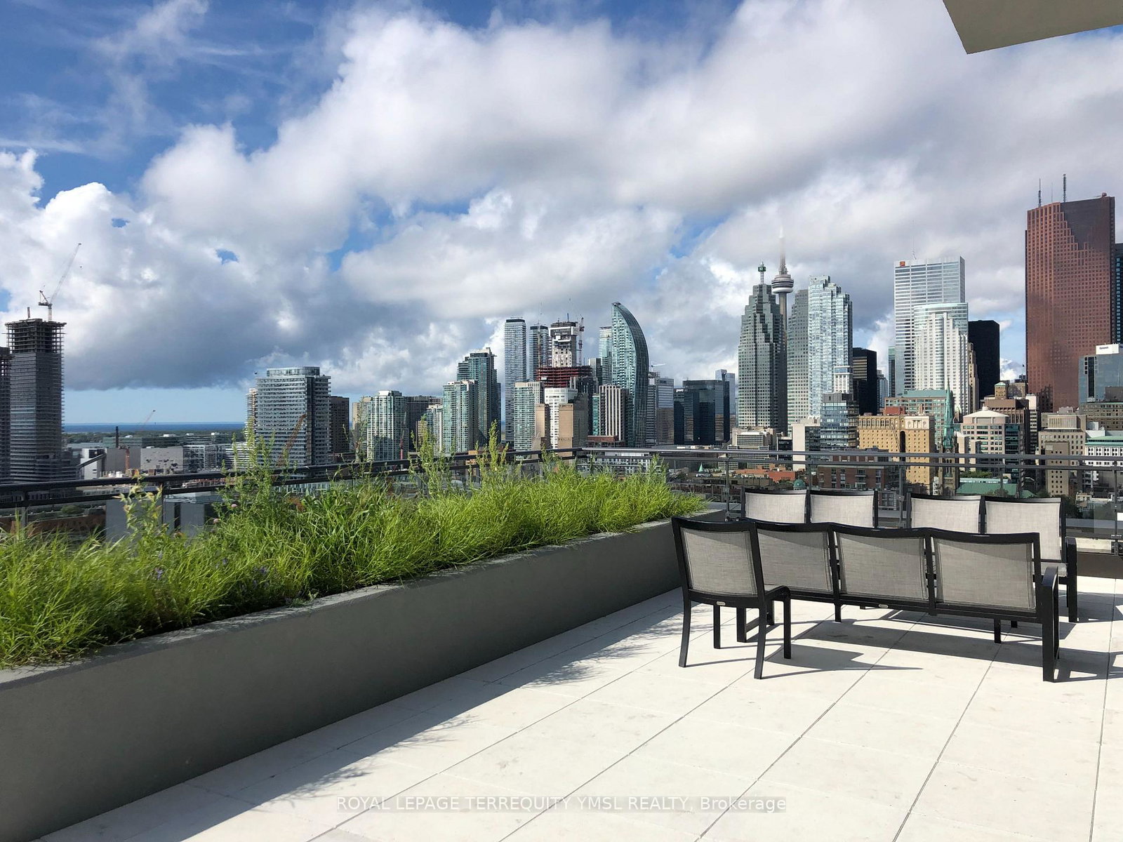 460-adelaide-street-e-toronto-toronto-ontario-c13494684