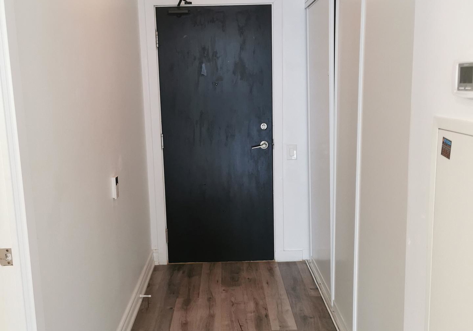 33-charles-street-e-toronto-toronto-ontario-c13494784