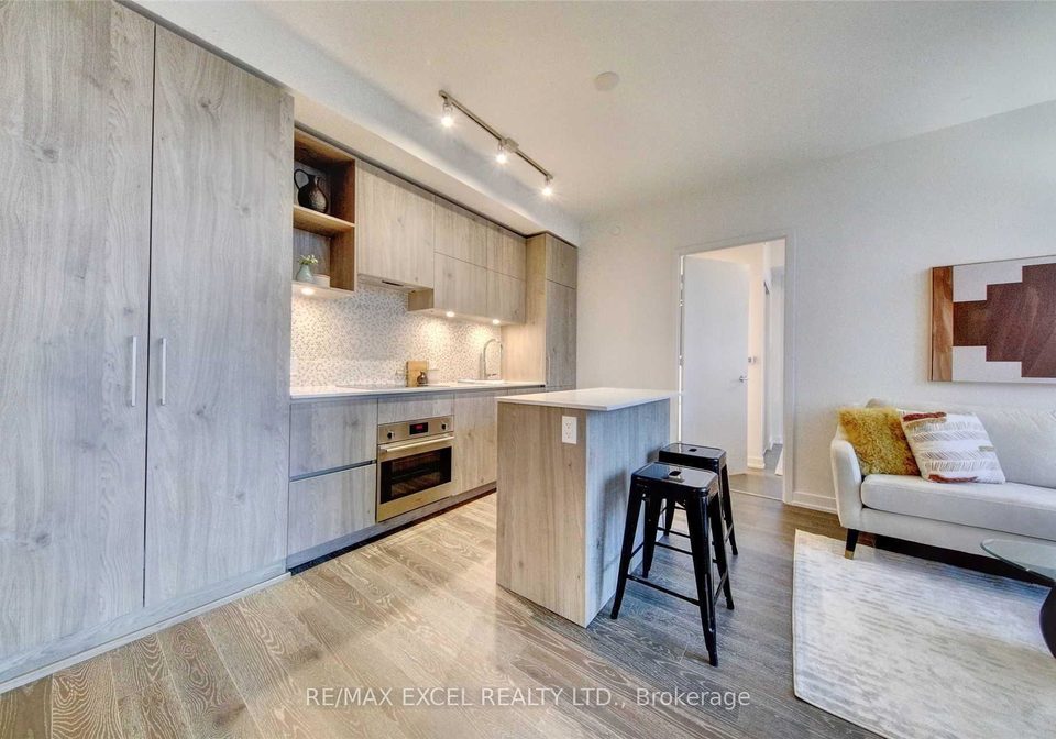 1-yorkville-avenue-toronto-toronto-ontario-c13494952