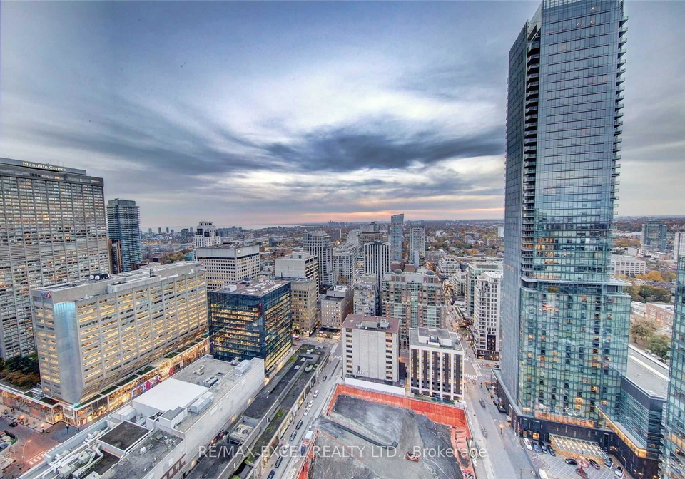 1-yorkville-avenue-toronto-toronto-ontario-c13494952