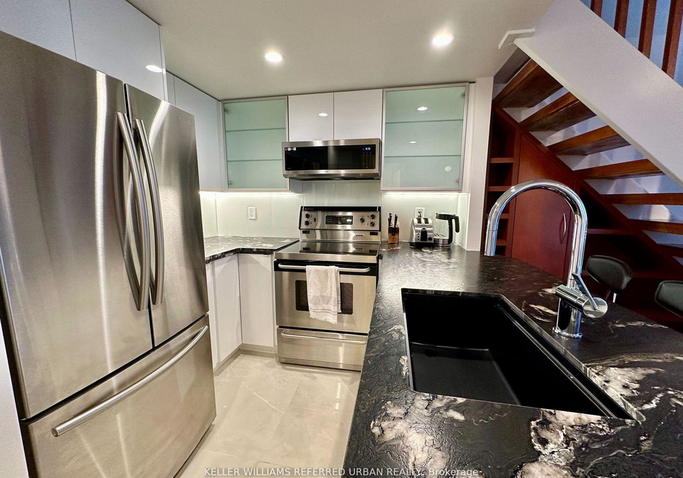 80-cumberland-street-toronto-toronto-ontario-c13494976