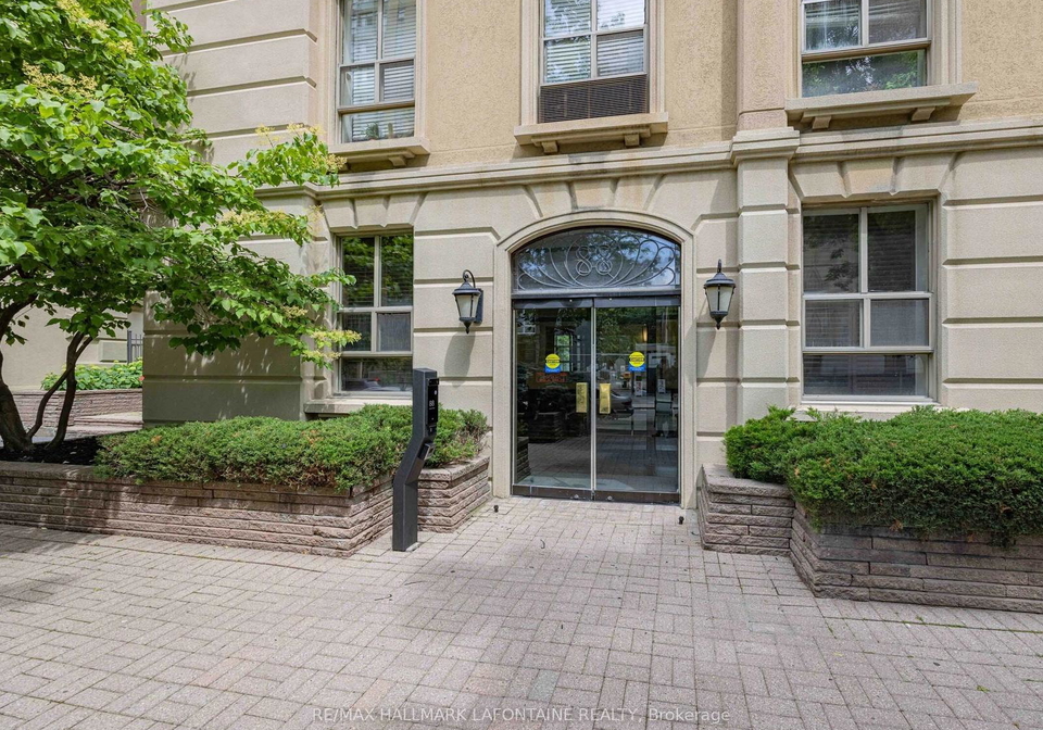 88-charles-street-e-toronto-toronto-ontario-c13495222