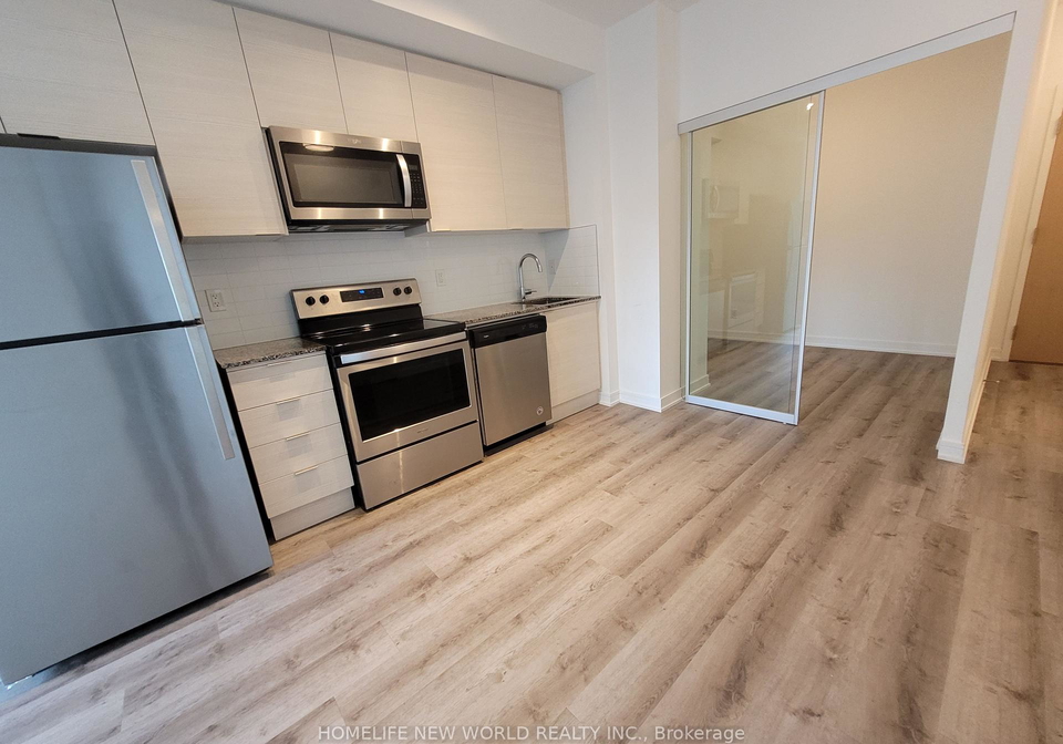 621-sheppard-avenue-e-toronto-north-york-ontario-c13495394