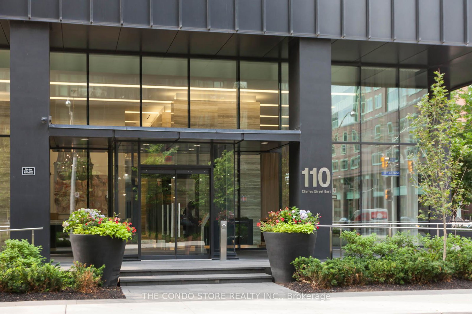 110-charles-street-e-toronto-toronto-ontario-c13495588