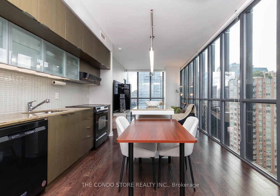 110-charles-street-e-toronto-toronto-ontario-c13495588