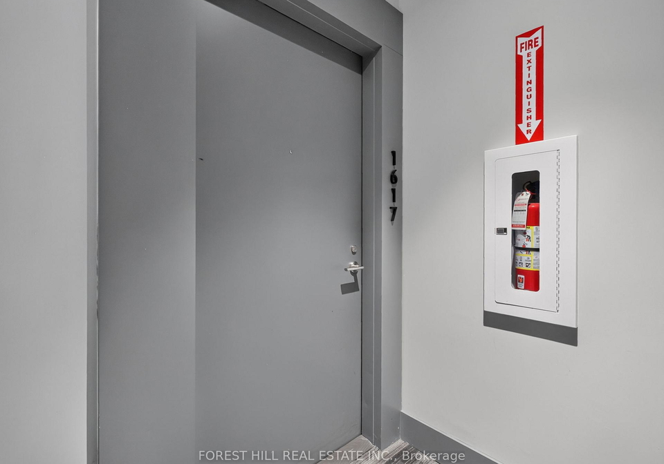 20-oneill-road-toronto-north-york-ontario-c13495680