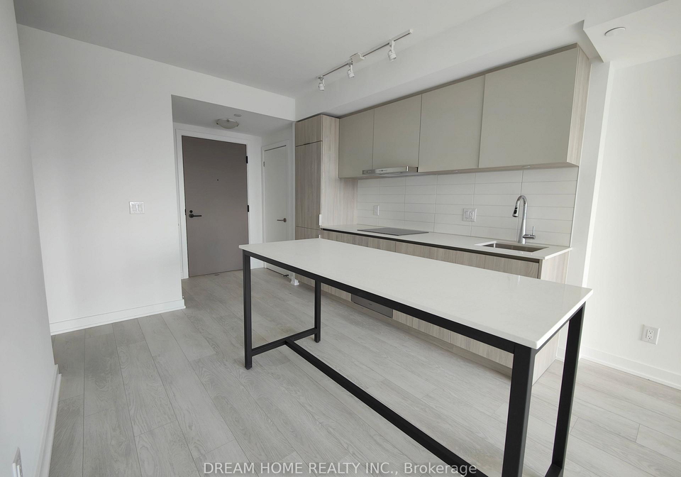 47-mutual-street-toronto-toronto-ontario-c13495838