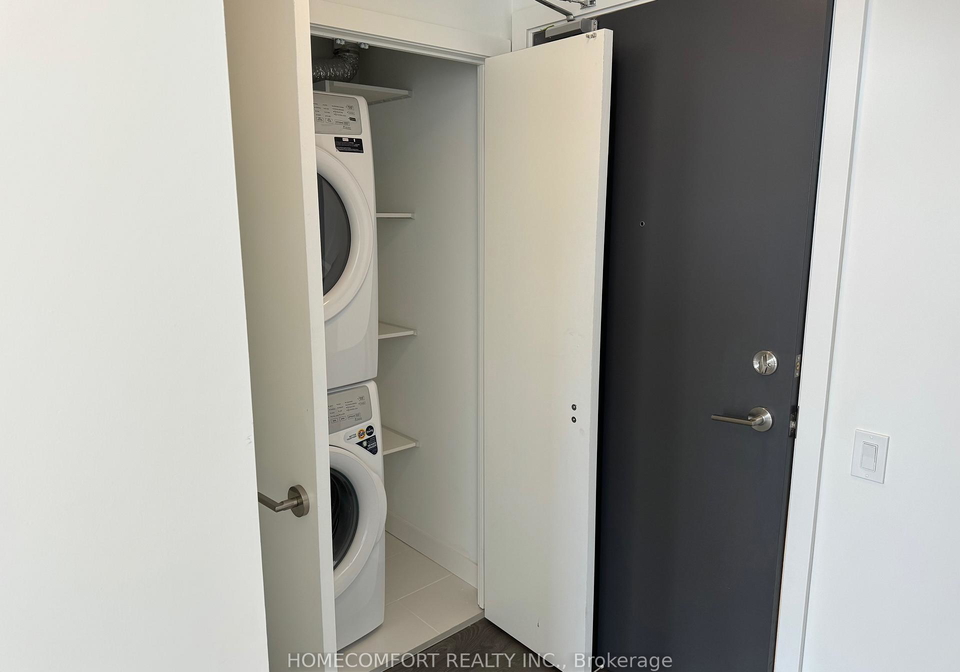 8-olympic-garden-drive-toronto-north-york-ontario-c13495854