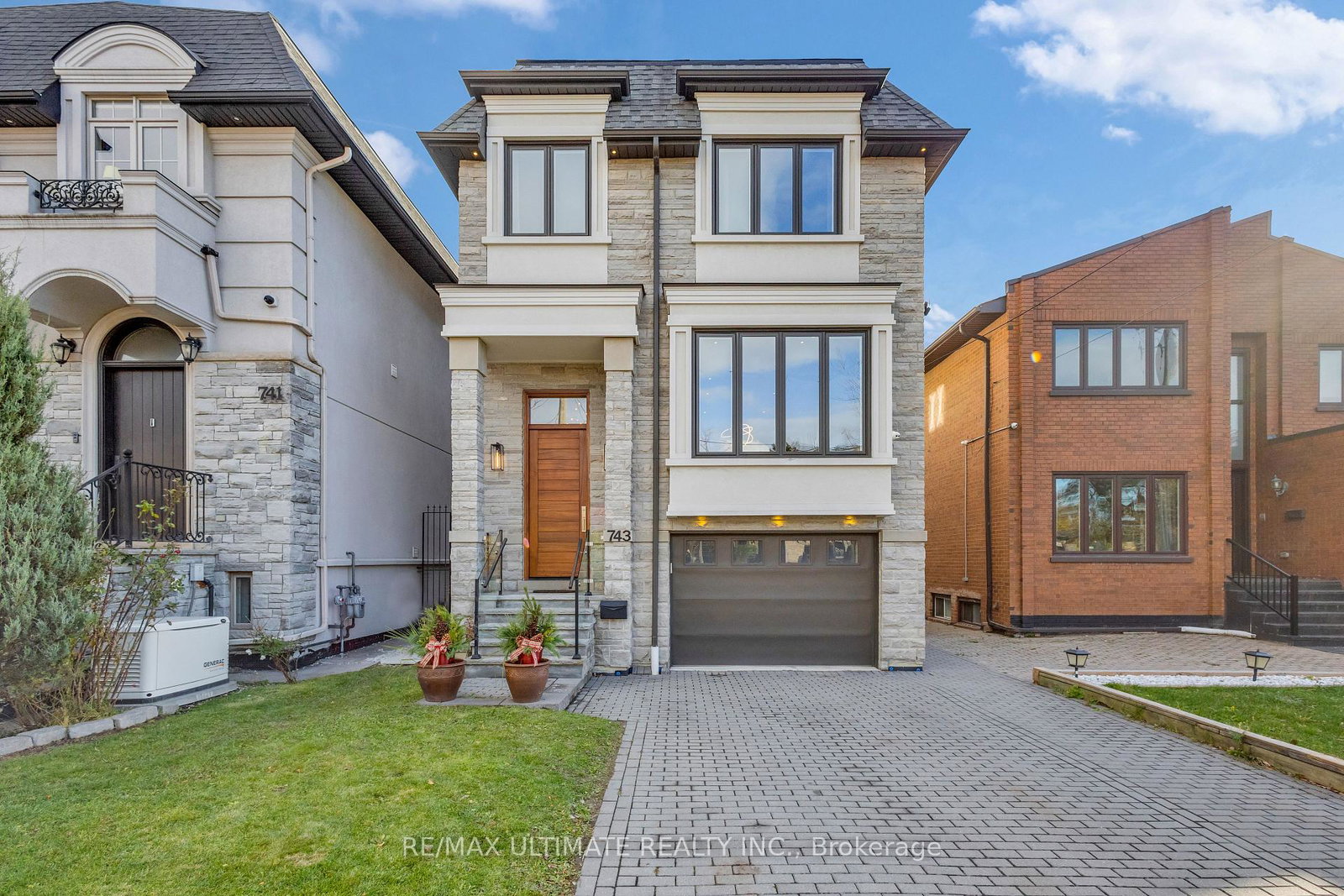 743-glencairn-avenue-toronto-toronto-ontario-c13496068