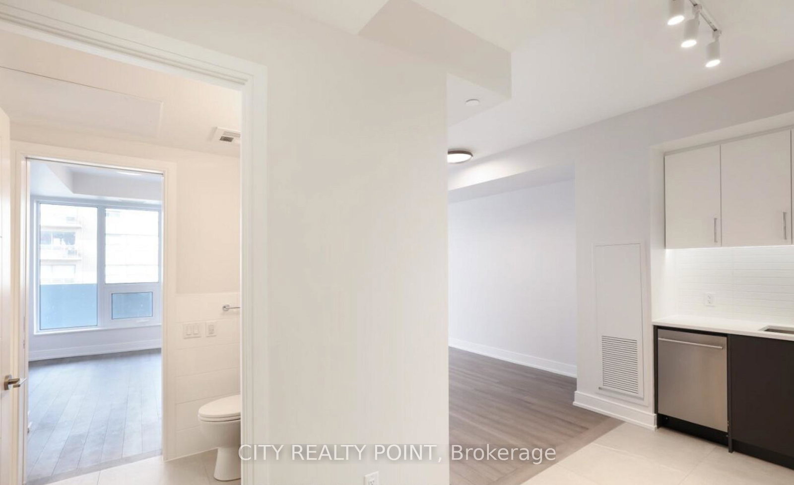 2525-bathurst-street-toronto-toronto-ontario-c13496332