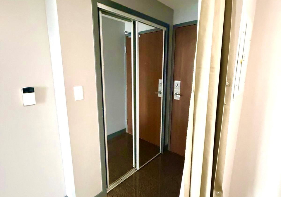 35-mariner-terrace-toronto-toronto-ontario-c13496412