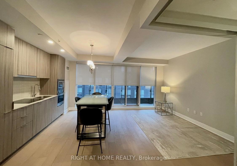 955-bay-street-toronto-toronto-ontario-c13496448