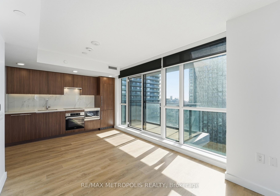 38-widmer-street-toronto-toronto-ontario-c13496568