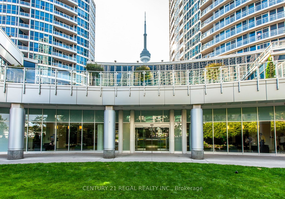 208-queens-quay-w-toronto-toronto-ontario-c13497044