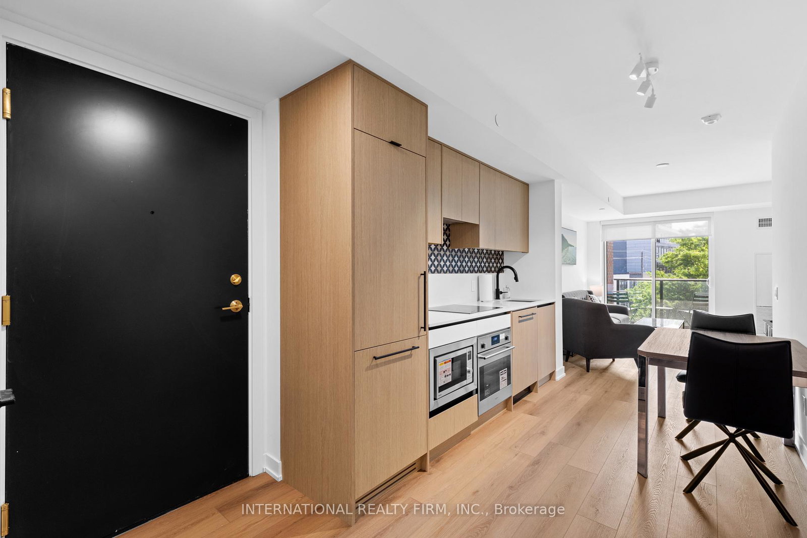 5-lakeview-short-term-avenue-toronto-toronto-ontario-c13497134