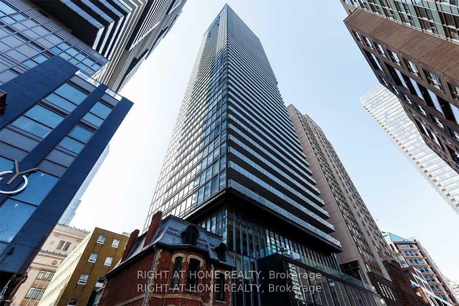 15-grenville-street-toronto-toronto-ontario-c13497358